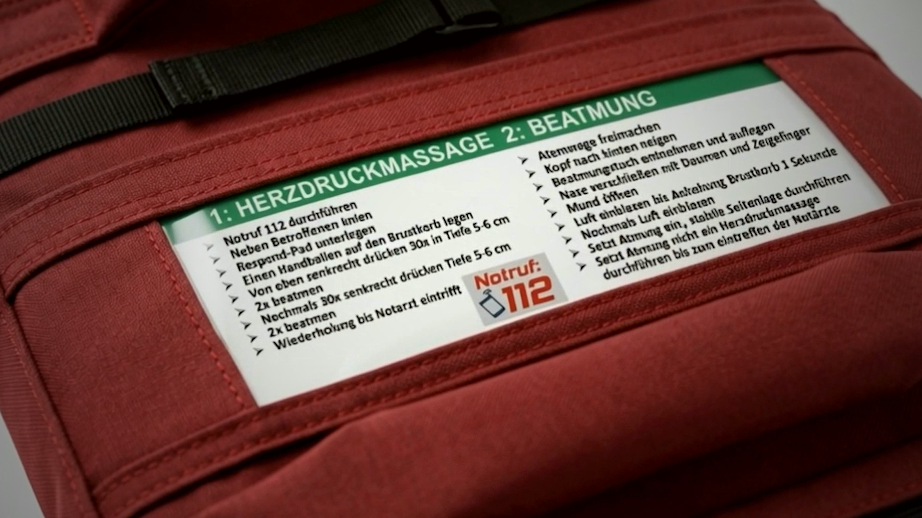 Integrierte Kurzanleitung Herzdruckmassage und Beatmung